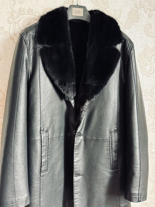 Продам новую мужскую дубленку