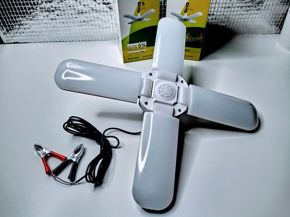 Lampa LED cu 4 brate mobile ajustabile tip ventilator -12v/80W 6500K