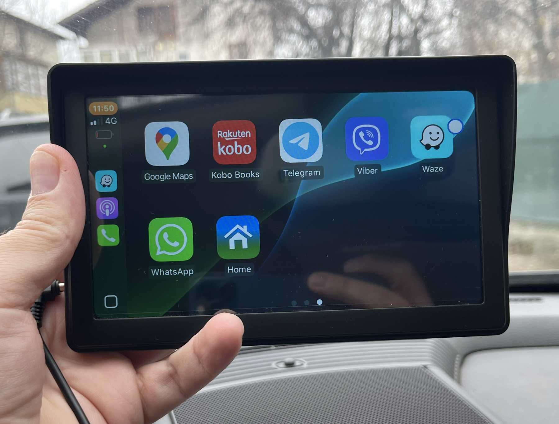 Мултимедиен плейър за автомобил 7" , Apple CarPlay / Android Auto