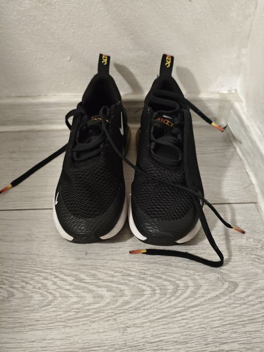 Papuci Nike Air Max 270
