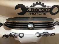Grila radiator Vw Passat B8