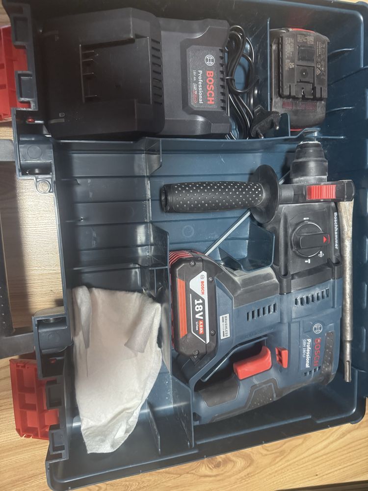 Перфоратор Bosch