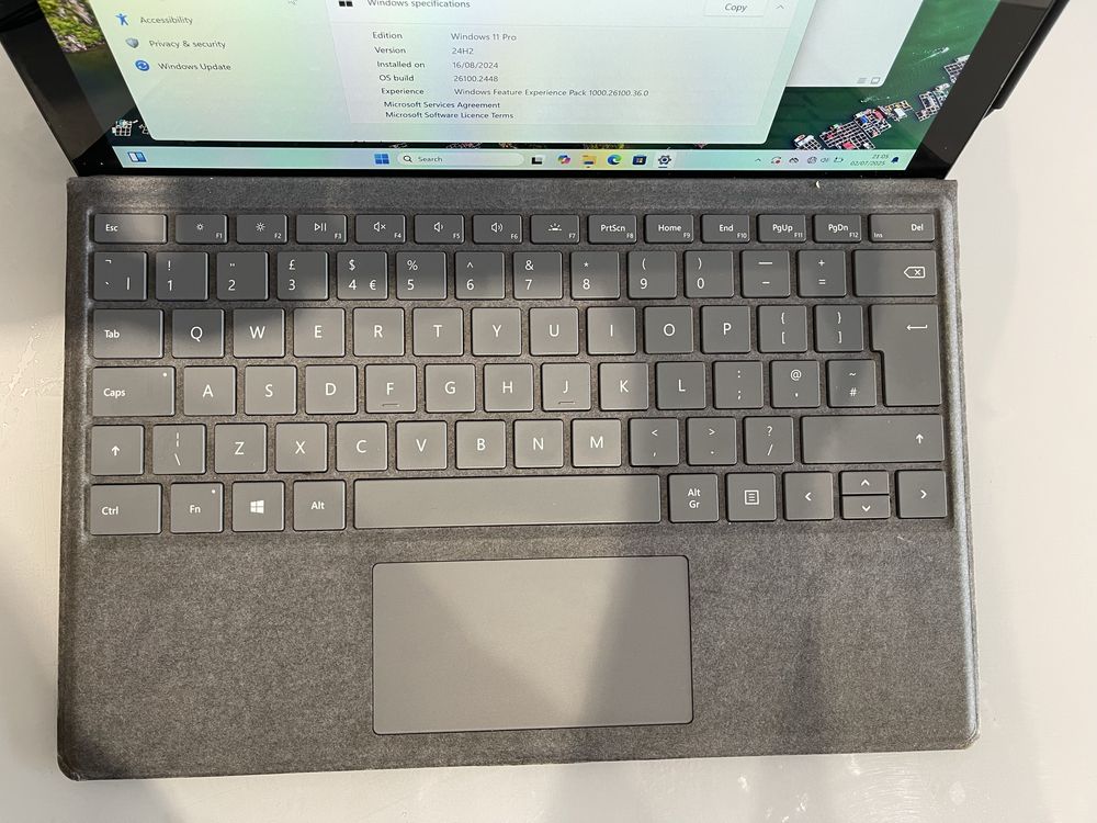 Surface 7 pro  256гб 8гб рам с клавиатура