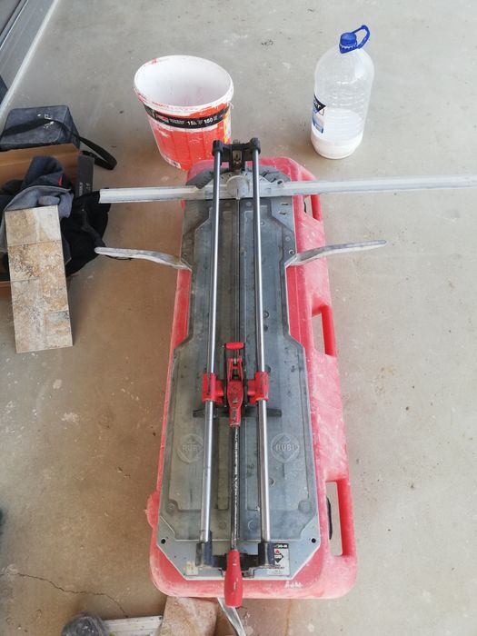 Mașina de taiat gresie rubi tx 700