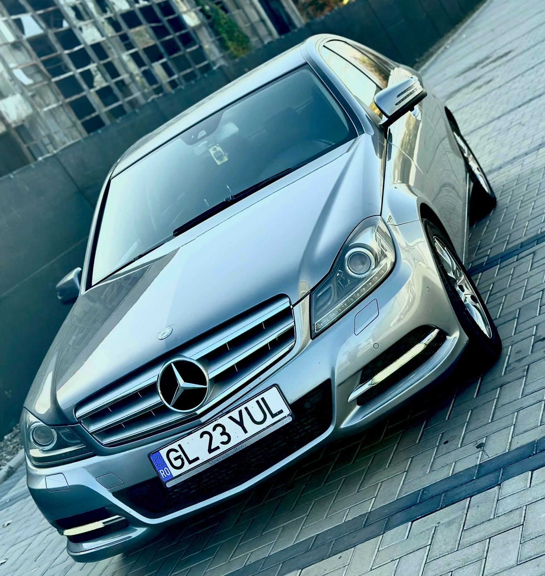 MERCEDES-Benz C - 2014