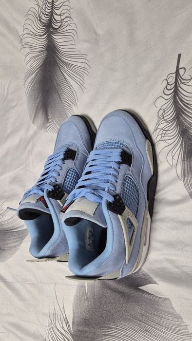 Jordan 4 University blue nike