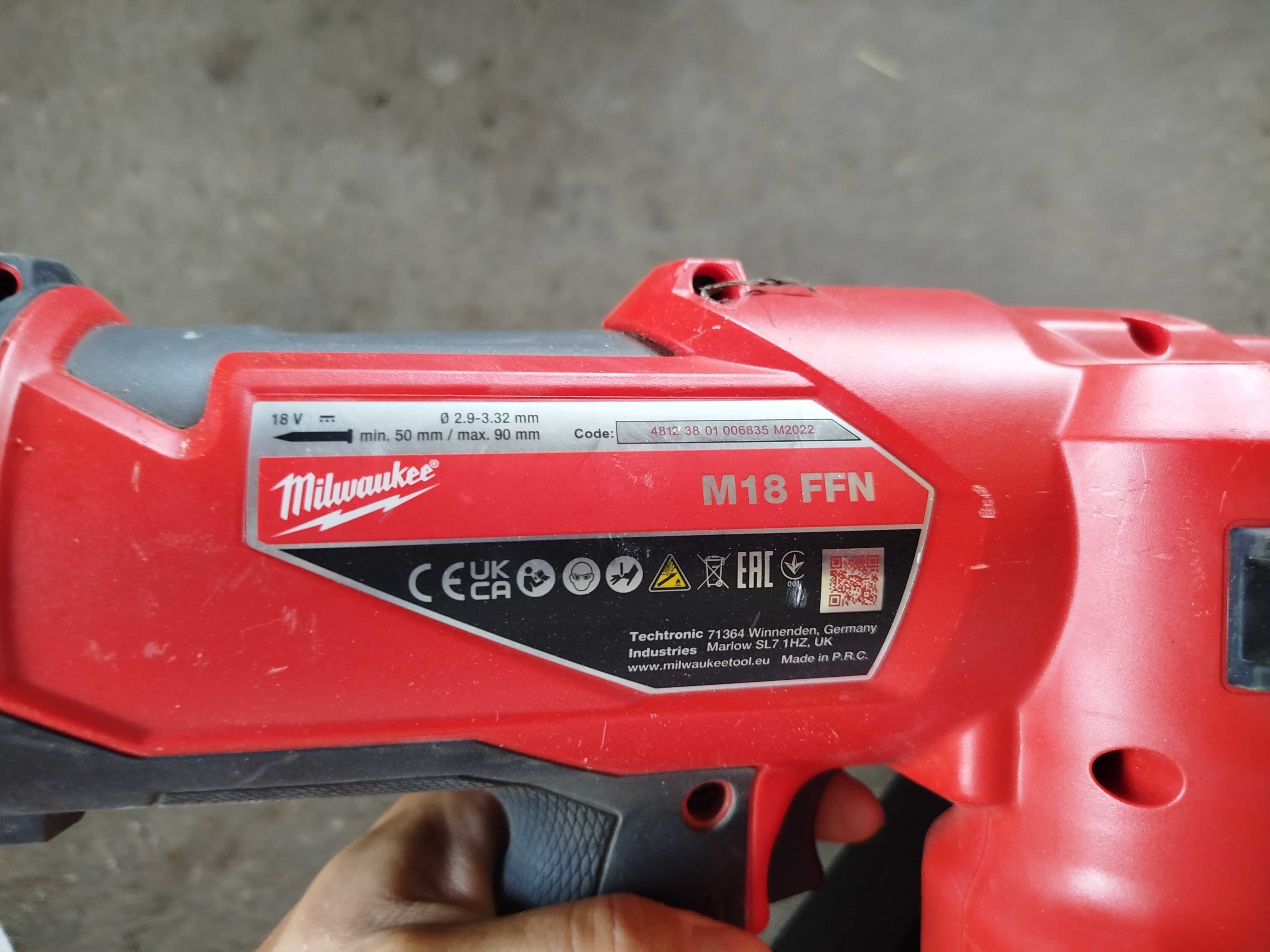 Milwaukee такери M18 FFN и M18 FN16GA