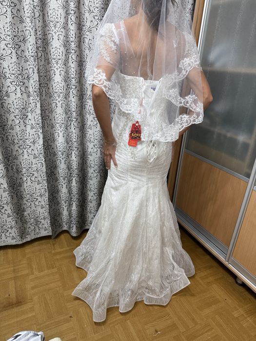 Продам новые свадебные платья