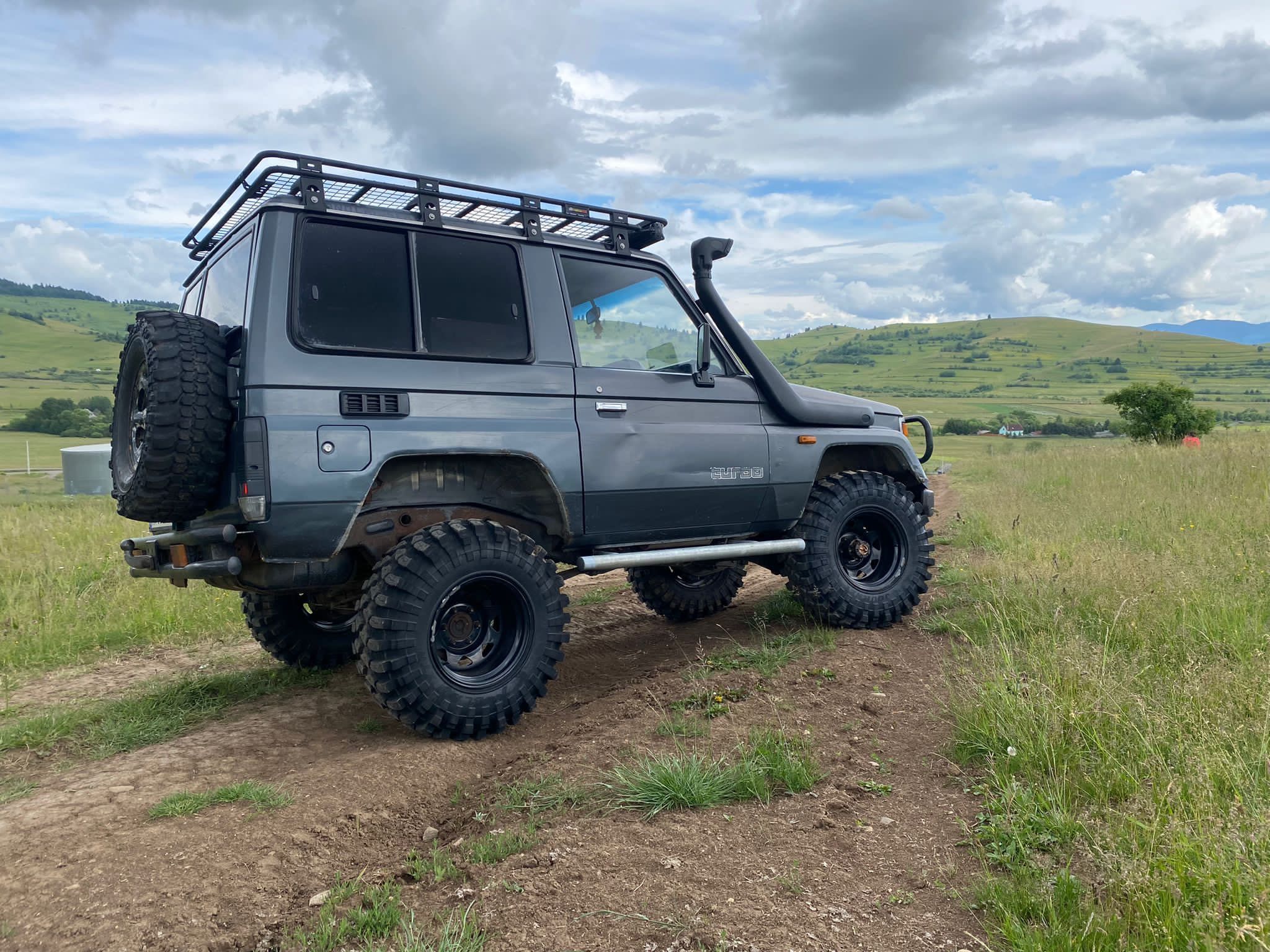 Toyota Land Cruiser j70 2.5