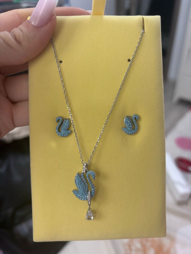 Set Swarovski,Lant si cercei cu Lebada