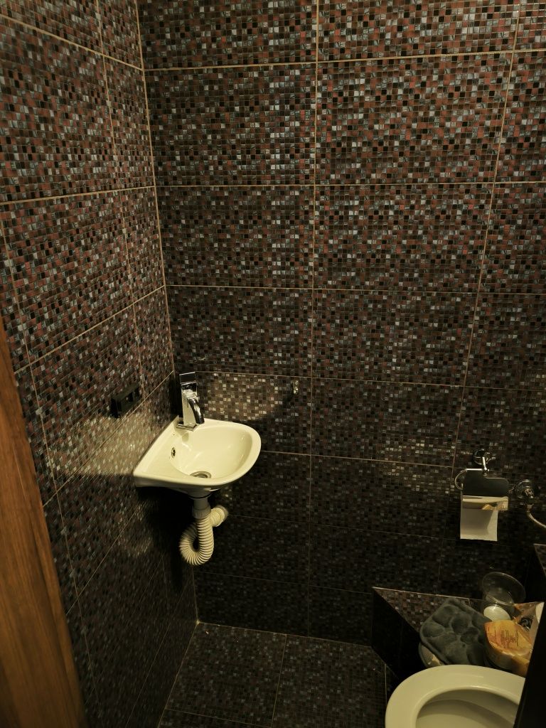 Продава се Тристаен апартамент в София, Красна поляна 2 - 82 кв.м за 3025 €/кв.м - Снимка #9