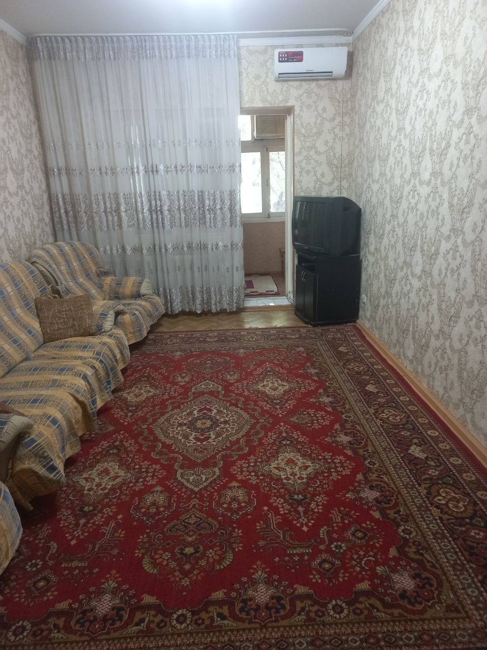 Продаю на Карасу 1 3/3/5