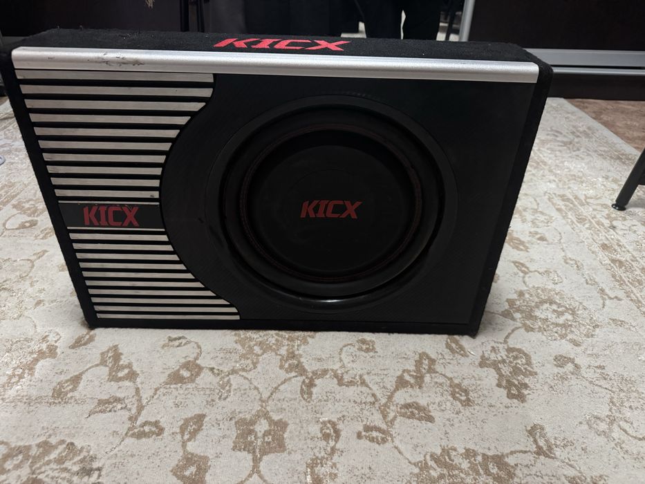 Продаю сабвуфер Kicx