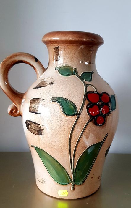 Vază veche din ceramică glazurata