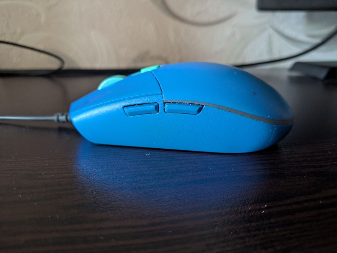 Геймърска мишка Logitech G102