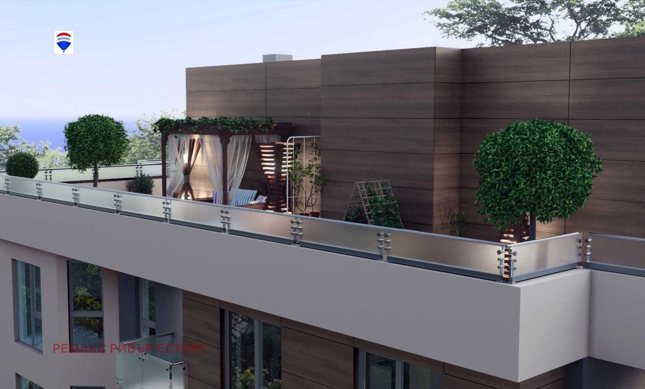 Продава се Тристаен апартамент в Русе, Централен южен район - 142 кв.м за 1397 €/кв.м - Снимка #4