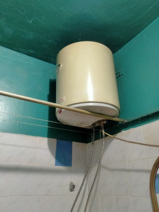 Продам Аристон состояние хорошее