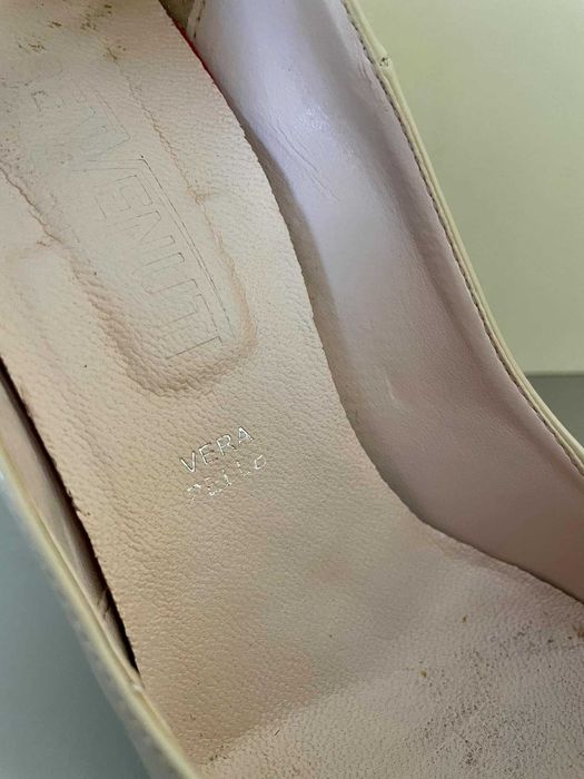 Pantofi stiletto Benvenuti cu detaliu de efect Made in Italy