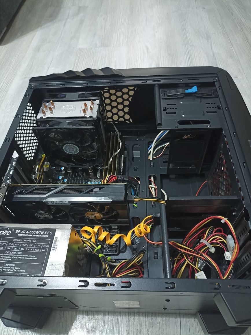 PC Desktop - pentru gaming și task-uri zilnice