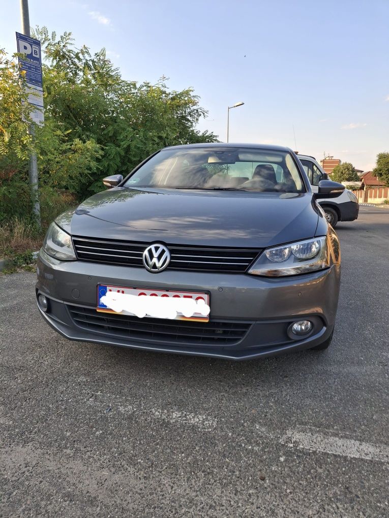 Autoturism VW Jetta 1.6 Tdi.