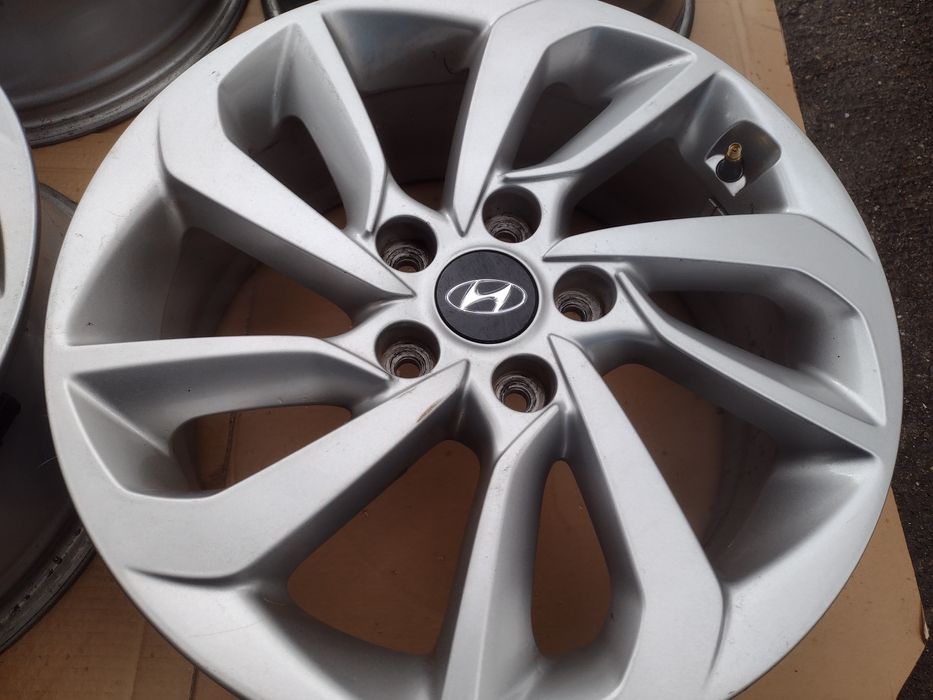 Топ състояние 17-5х114.3 ЕТ51 7j Hyundai Tucson MK3