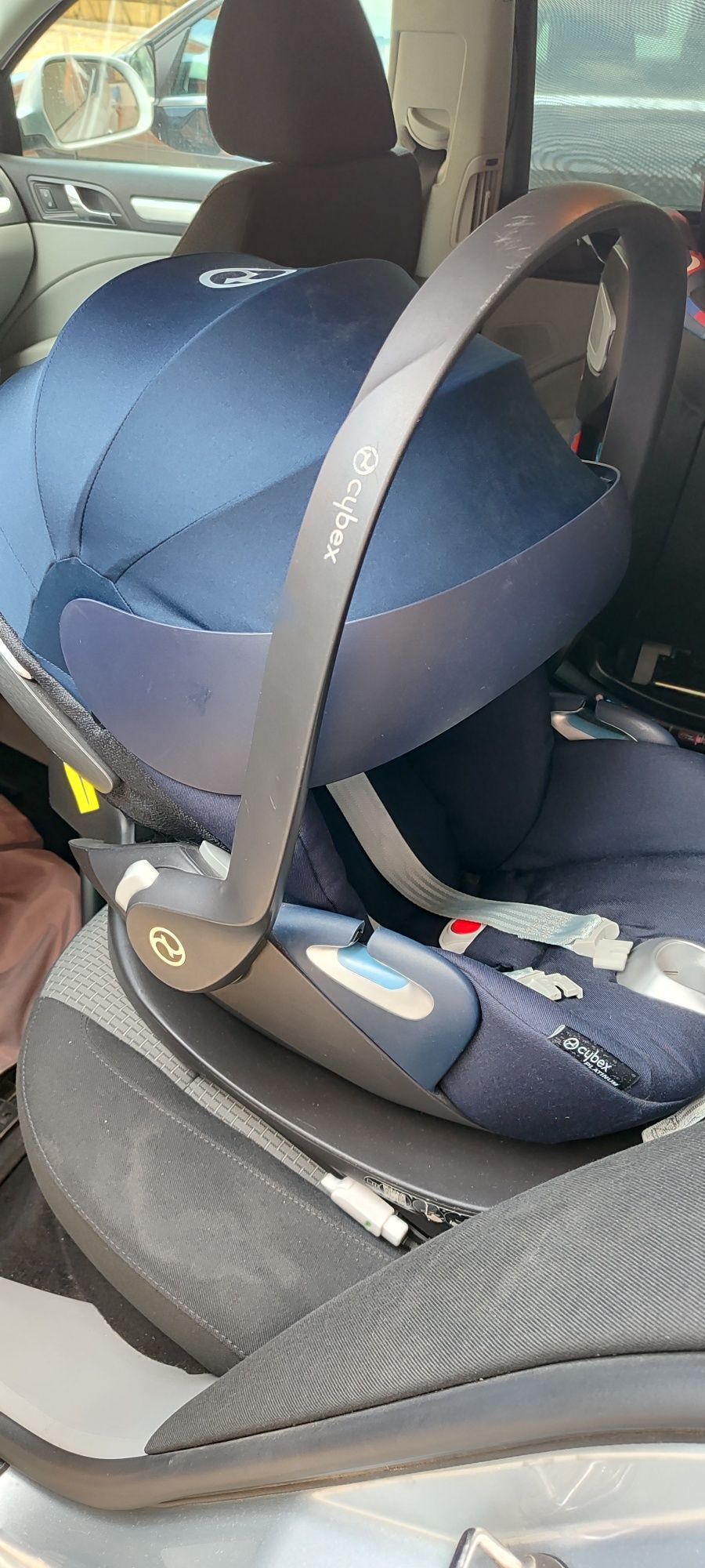 Столче cybex cloud z i size + база