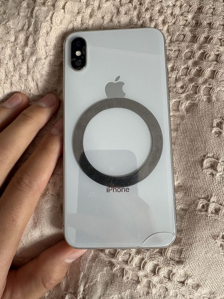 Продаеться iphone X/10