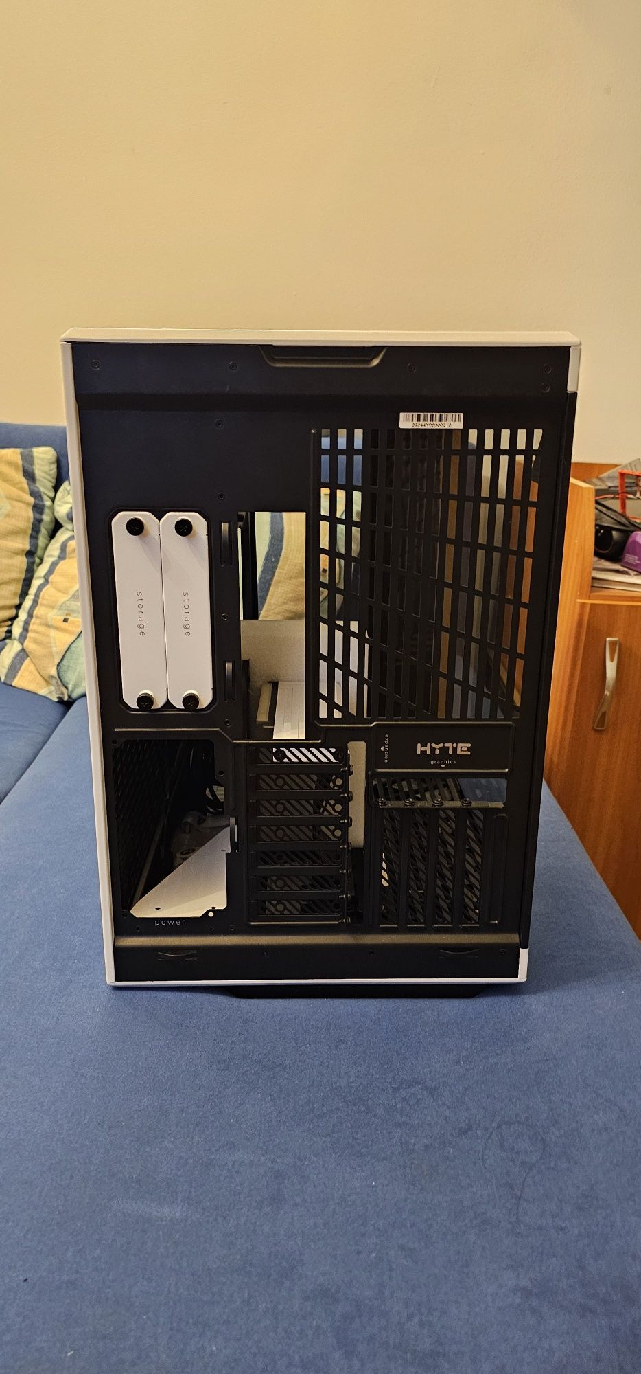 Кутия НҮTE Y70 Tempered Glass White
