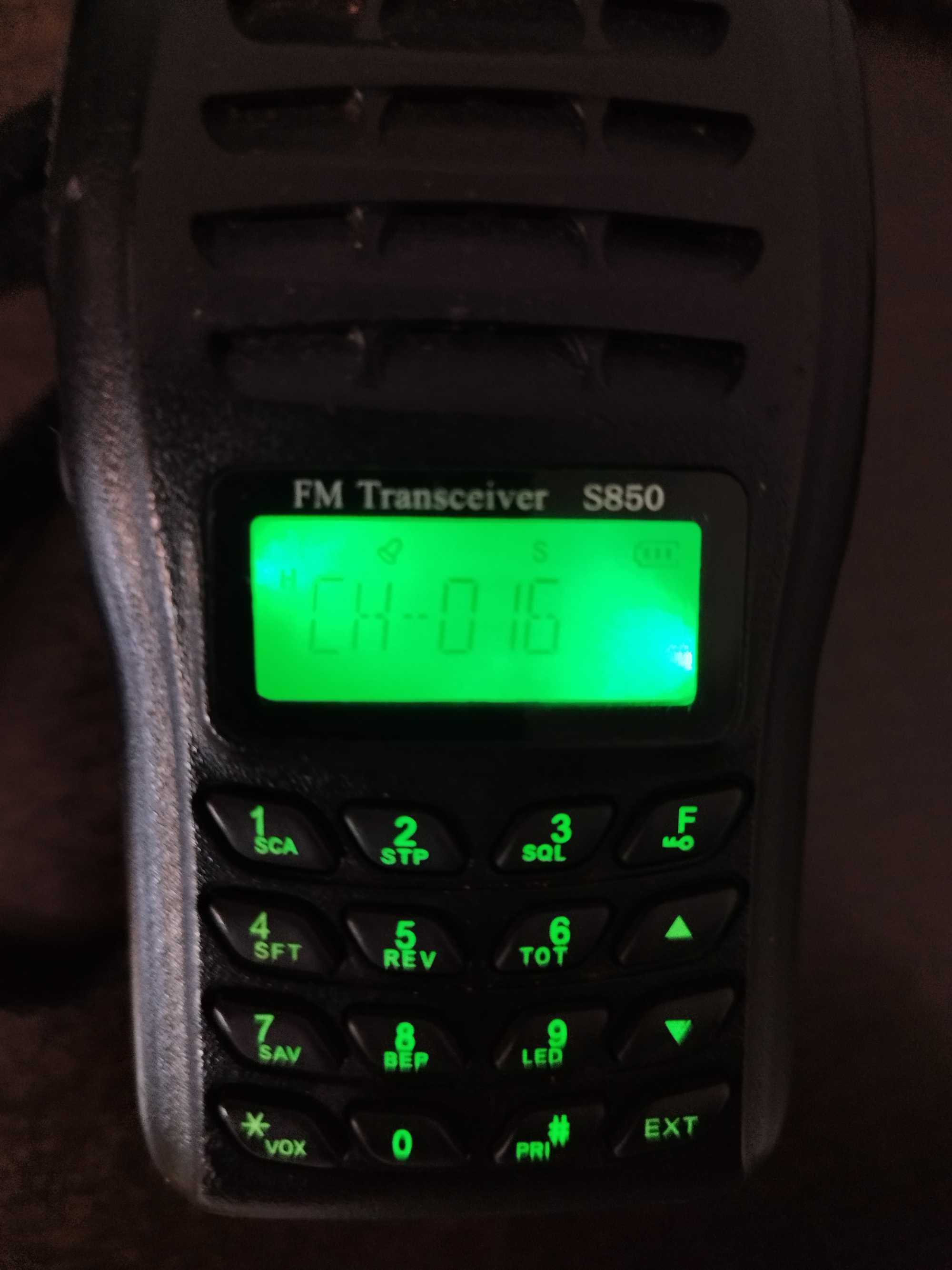 Walkie talkie SFE S850 VHF UHF