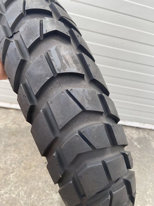 Гуми за мотор  нови