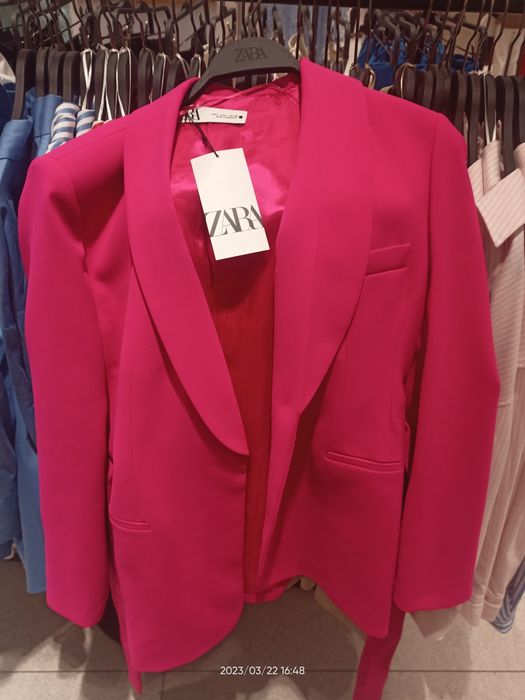 Zara блейзер 40000т