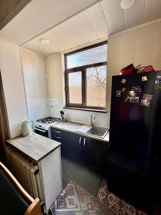 Продаю 2/3/5 Буюк ипак йули метро