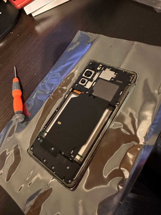 Reparații Laptopuri, Telefoane, PC, Console & Stații Audio