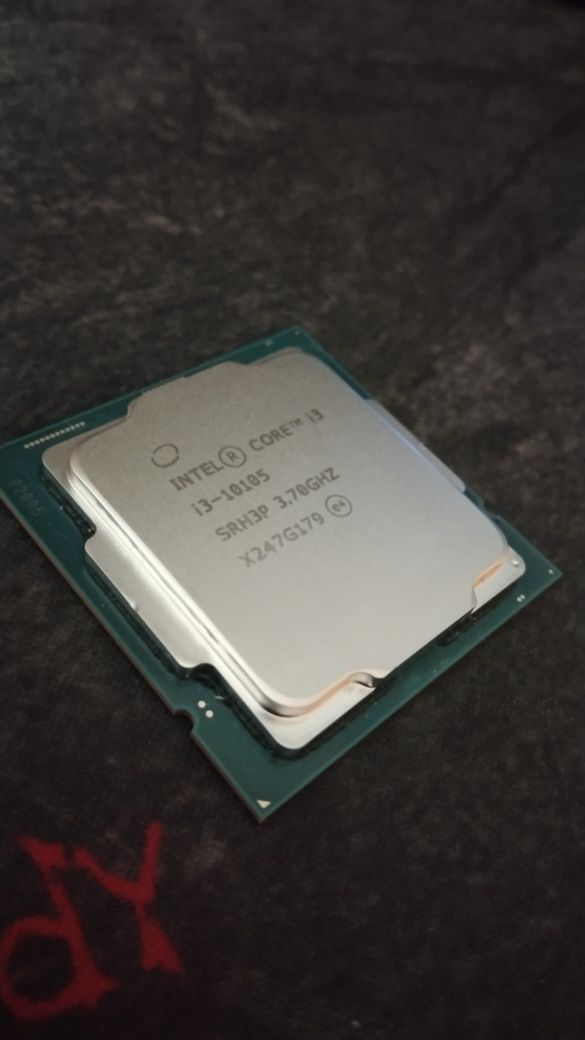 Процессор Intel core i3 10105