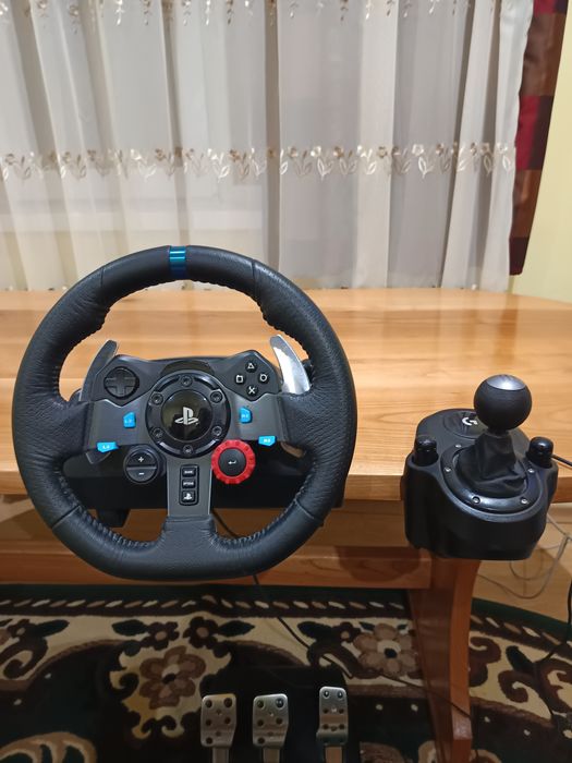Volan cu schimbatorLogitech g29
