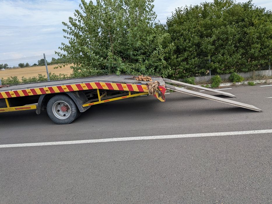 Vând autoplatforma b14 Mercedes Benz 814  7,5t