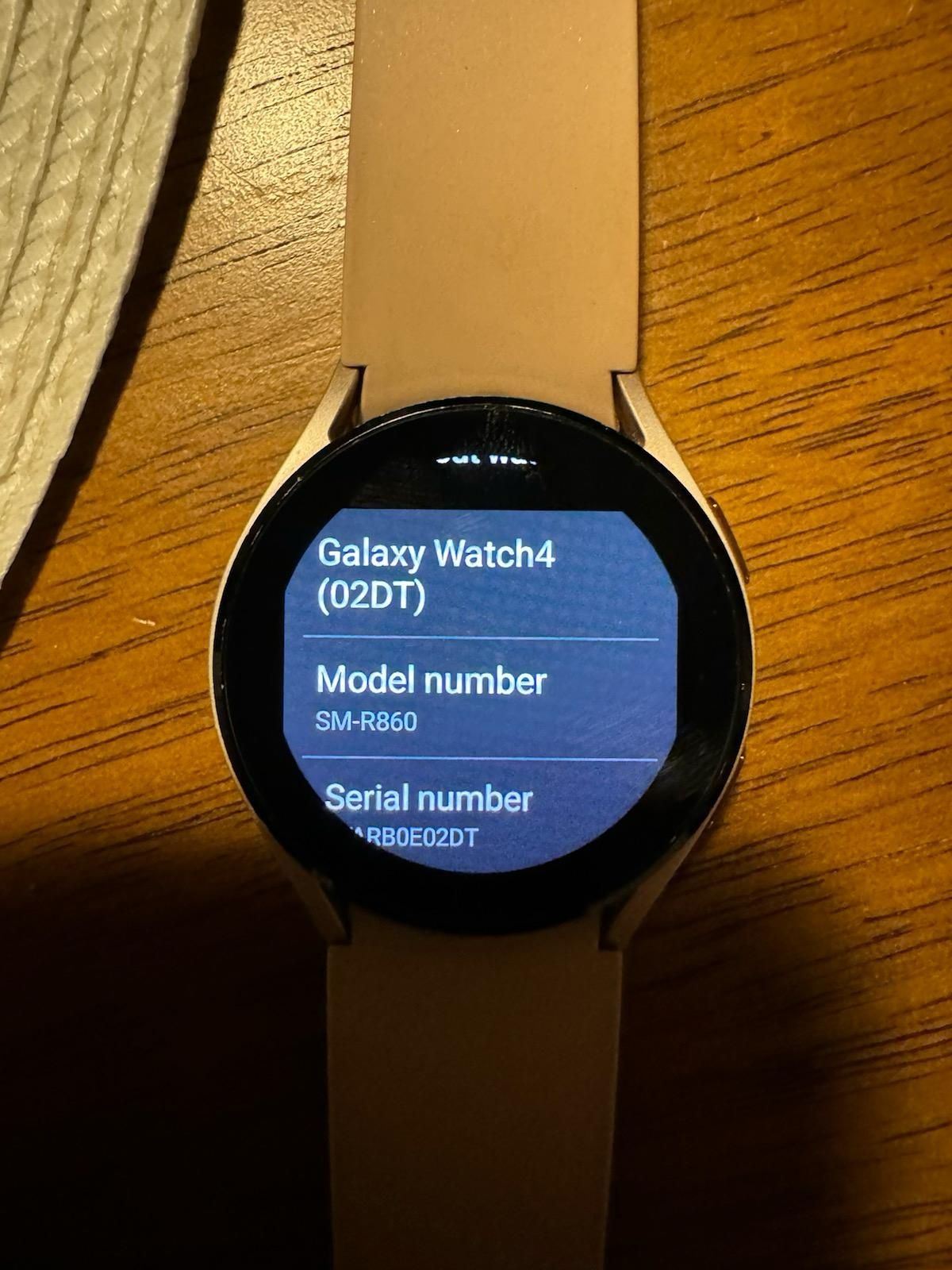 Smart watch 4 model SM-R860