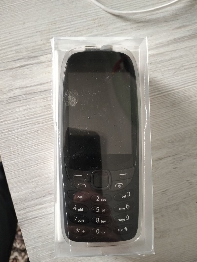 Nokia 6310 yangi