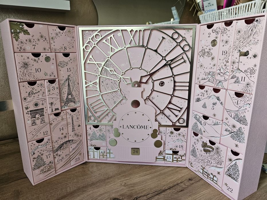 Празен Advent Calendar на Lancome