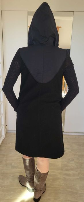 Rochie cu gluga, marca Mathilde, material lână, Marime 38-40
