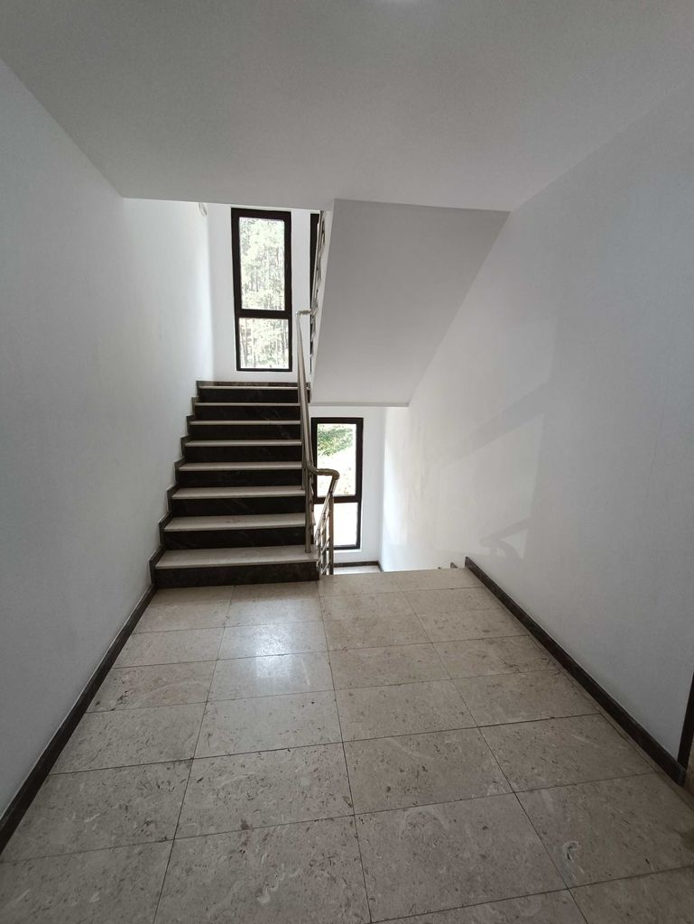 Продава се Тристаен апартамент в Велинград - 98 кв.м за 1718 €/кв.м - Снимка #15