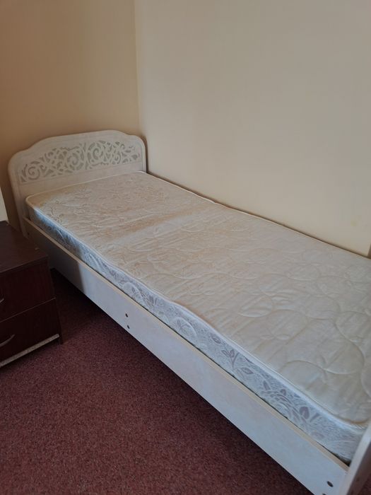 Продам односпальные кровать