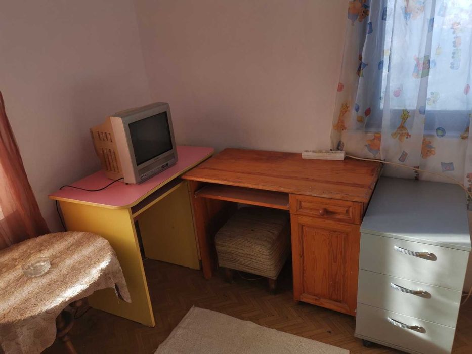 Дава се под наем Двустаен апартамент в Бургас, Възраждане - 60 кв.м за 102 € - Снимка #4