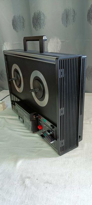 magnetofon GRUNDING TK547 stereo HI-FI