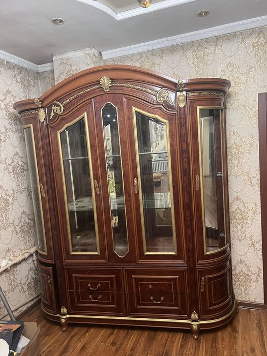 Сервант для посуды
