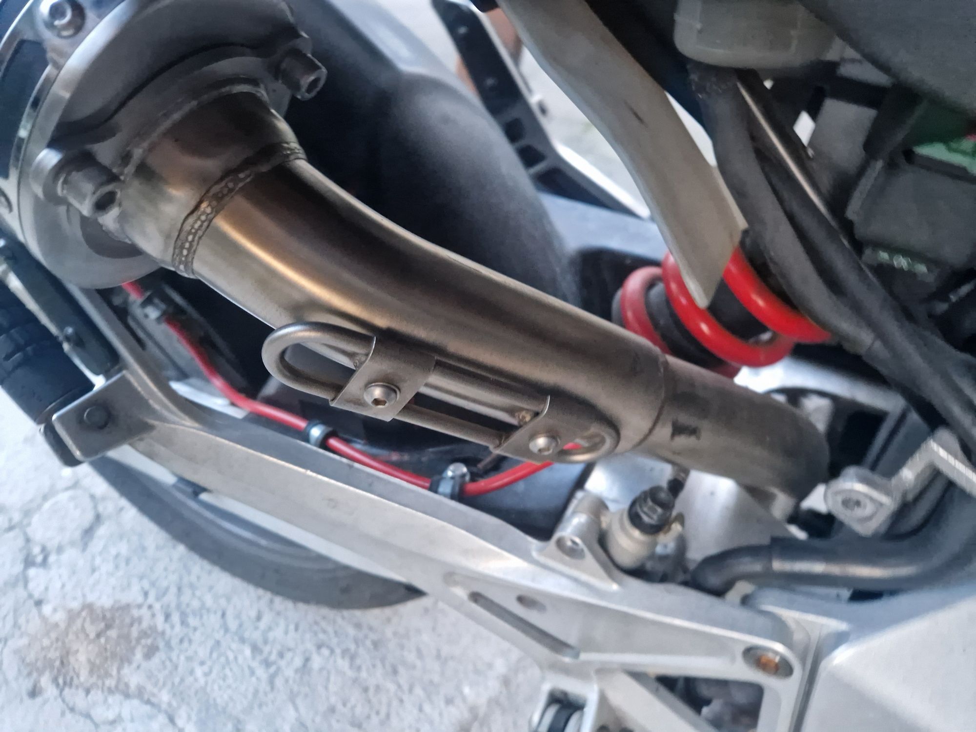 Honda Hornet 600 на части