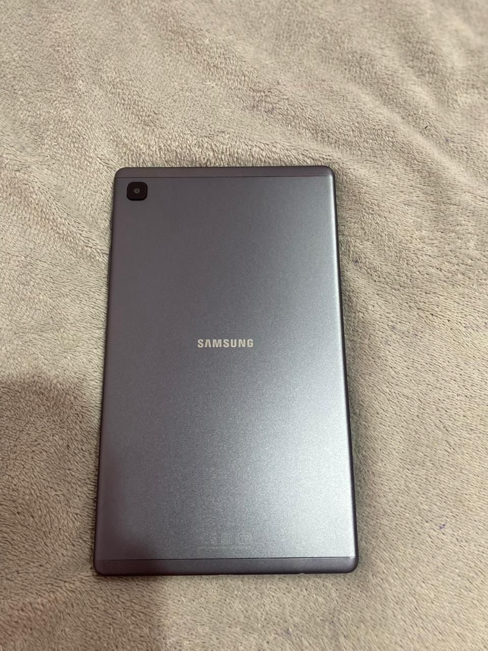 Продаю планшет Samsung tab a7 lite