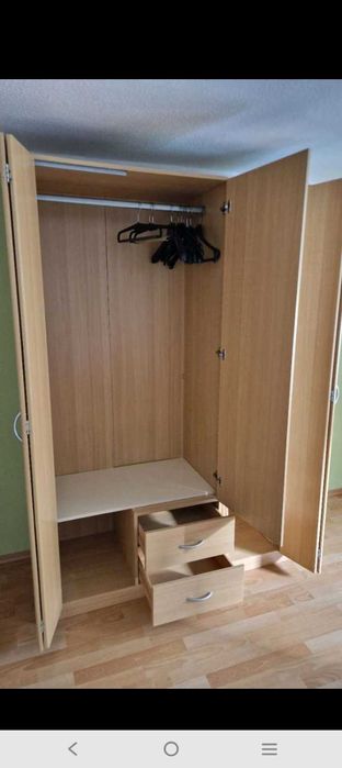 Vând dulap cu oglindă