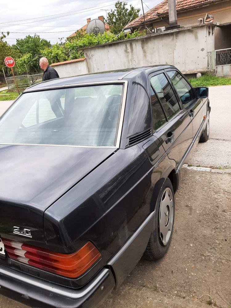 Mercedes 190 E 2.0