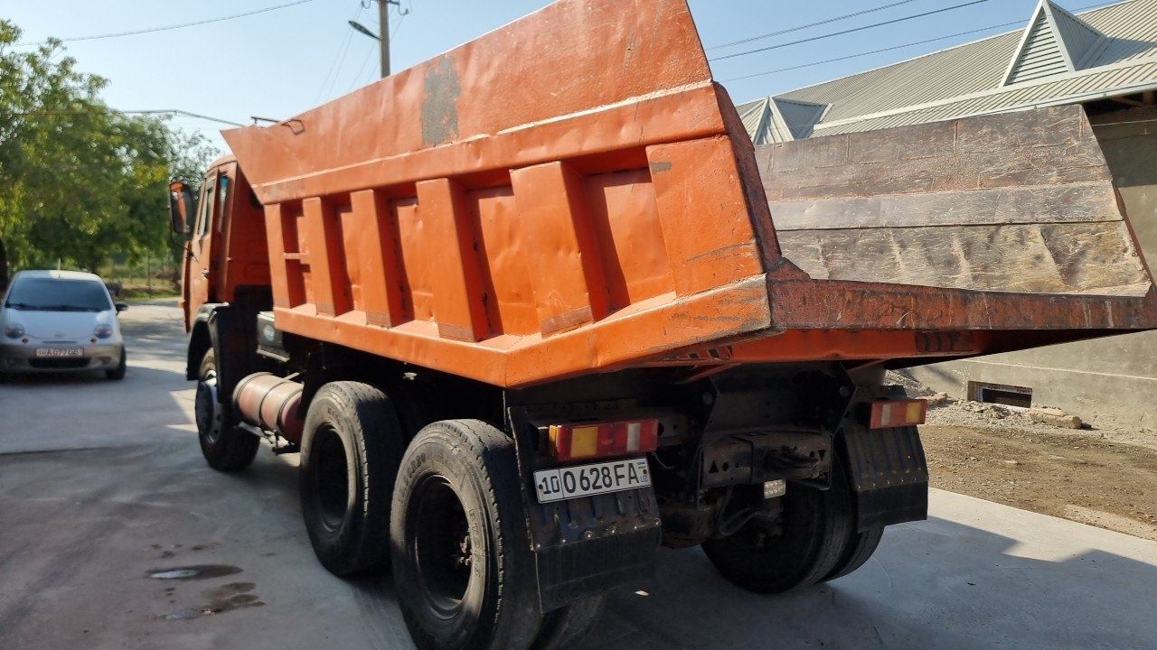 Kamaz 1992 yil ishlap turgan tayyor ishi yoʻq
